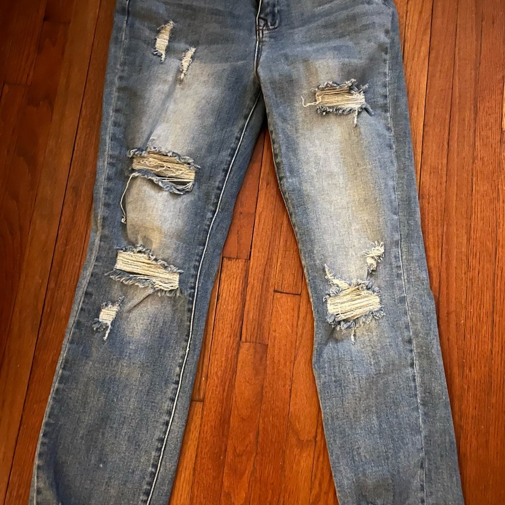 Risen Women’s Distressed Blue Jeans